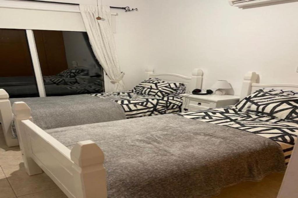 Kato Paphos Apartment In Universal Area Eksteriør billede