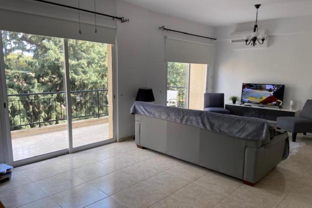 Kato Paphos Apartment In Universal Area Eksteriør billede